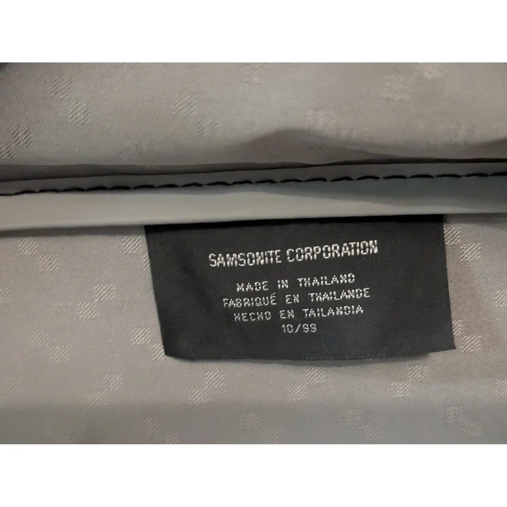 Samsonite Black Ballistic Nylon Many-Compartment Travel Tote Carry-On 18